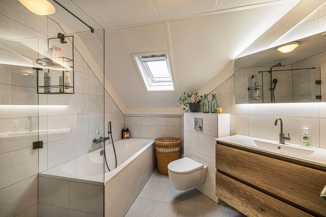 Photo 11 of van Heemskerckstraat 1-4