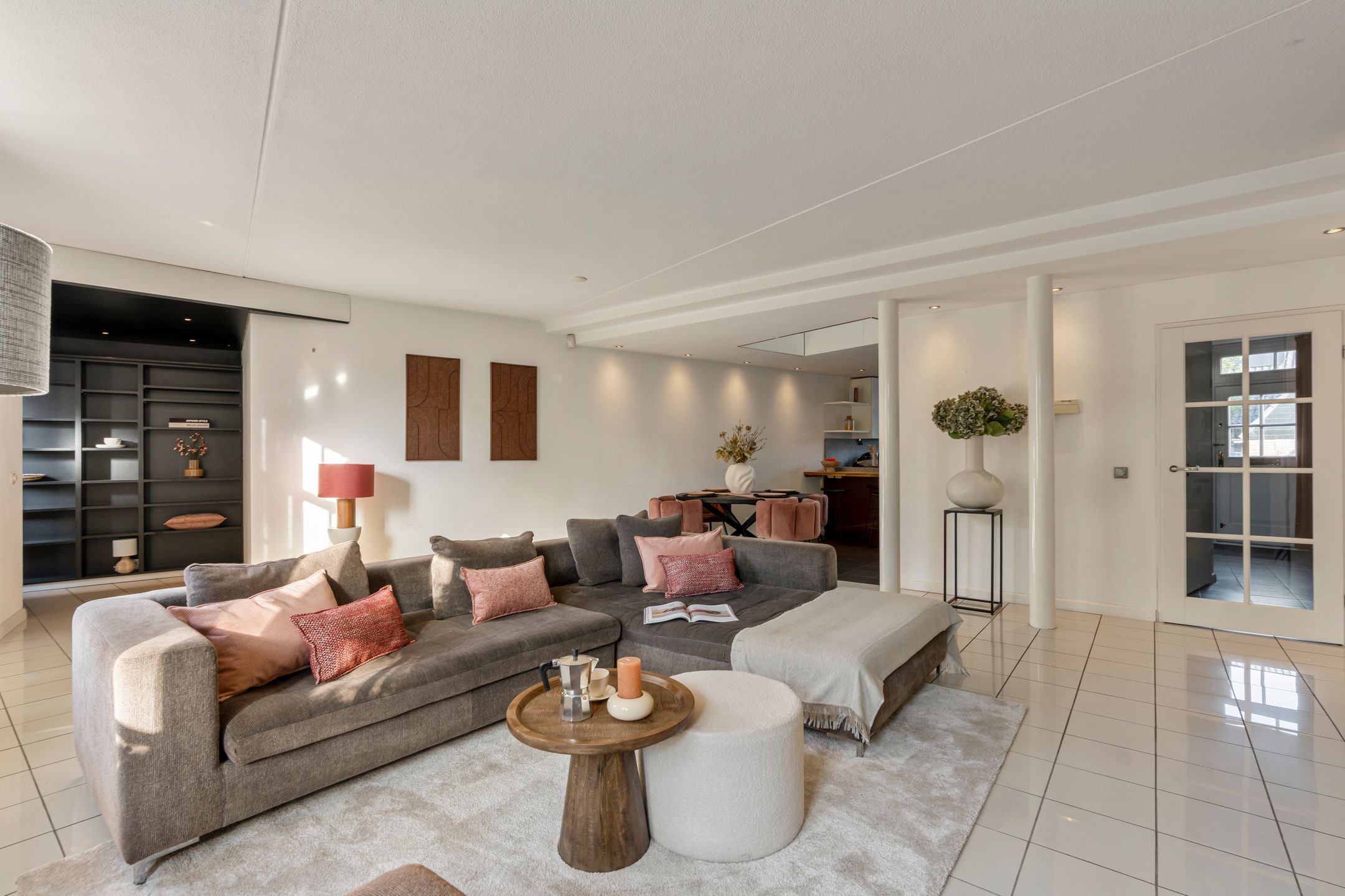 Photo 6 of Ouddiemerlaan 160