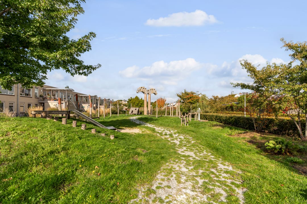 Photo 38 of Ouddiemerlaan 160