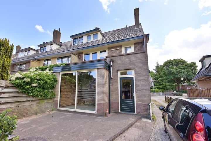 Photo 2 of Oude Loosdrechtseweg 66