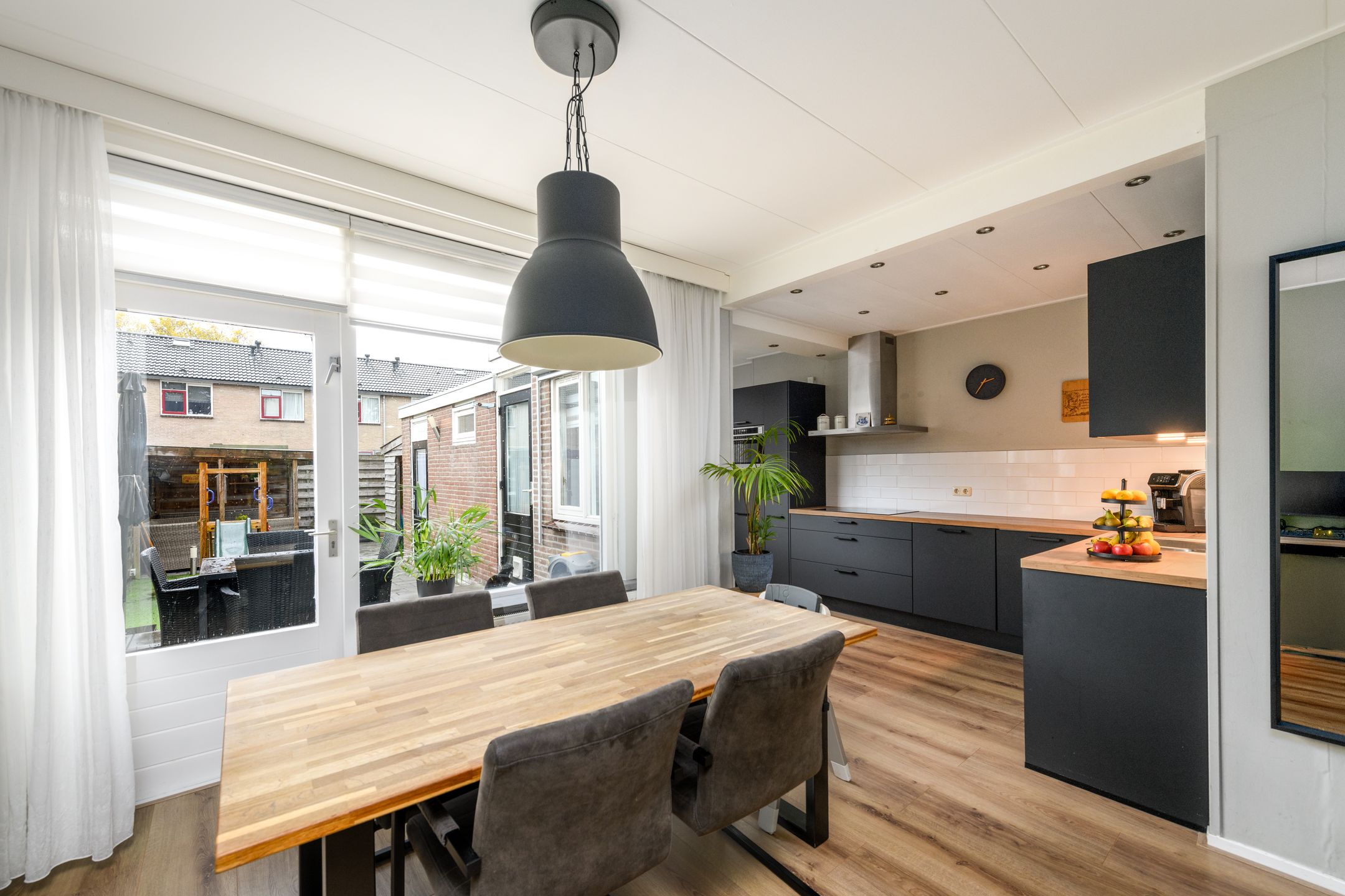 Foto 3 van Ir.Lelylaan 101