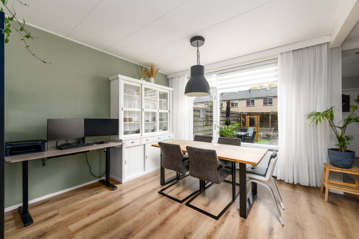 Foto 7 van Ir.Lelylaan 101