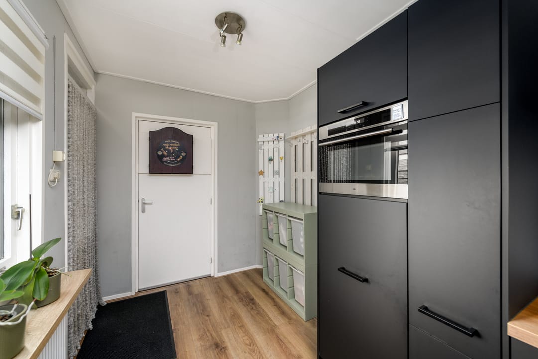 Foto 13 van Ir.Lelylaan 101