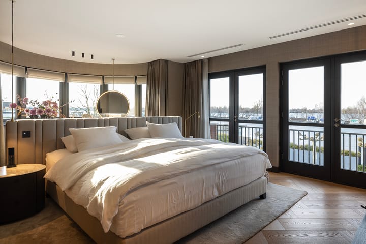 Photo 9 of Baambrugse Zuwe 127-B