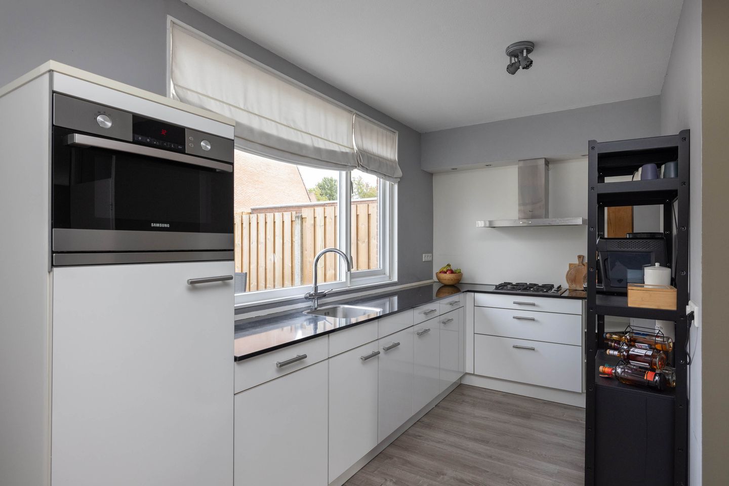 Foto 10 van Eduard Verkadestraat 59