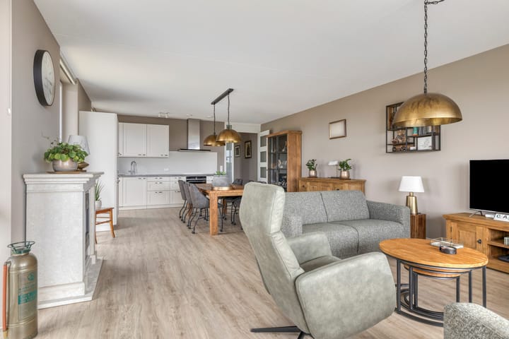 Foto 8 van Koolmeesstraat 13