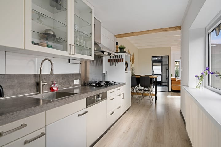 Foto 4 van Frederik Hendrikstraat 59