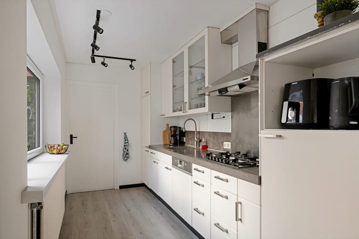 Foto 8 van Frederik Hendrikstraat 59