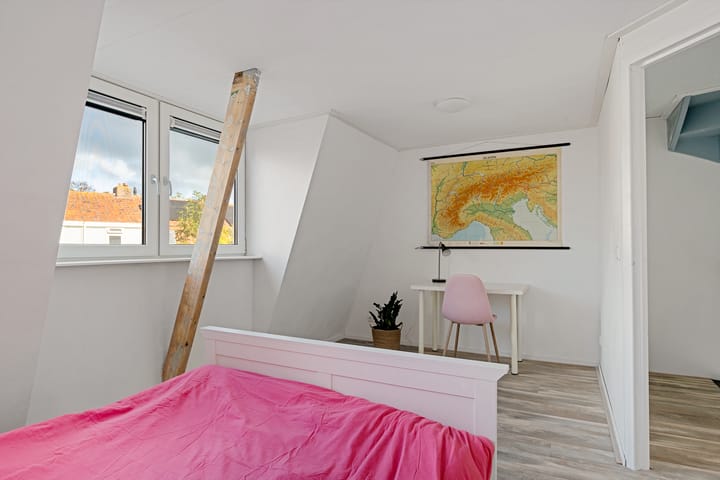 Foto 17 van Frederik Hendrikstraat 59