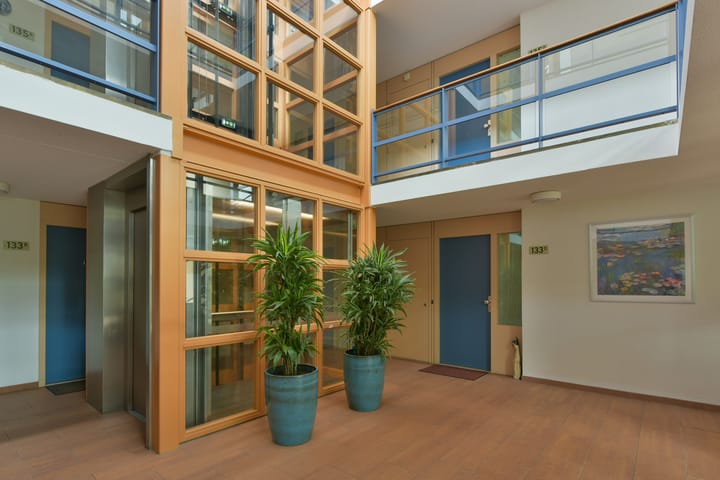 Foto 25 van Kamerlingh Onneslaan 135-D