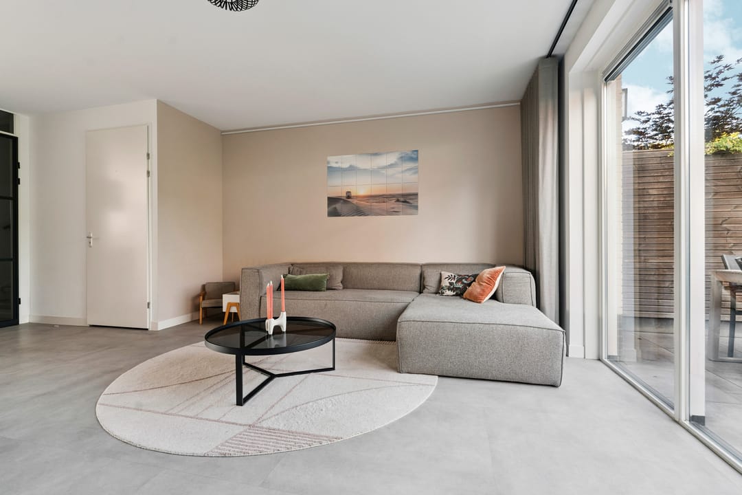 Foto 11 van Weurtseweg 252