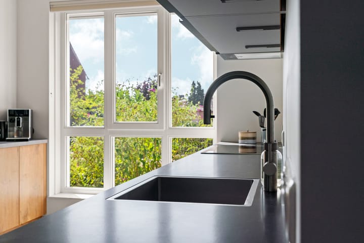 Foto 16 van Weurtseweg 252