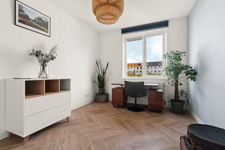 Foto 21 van Weurtseweg 252