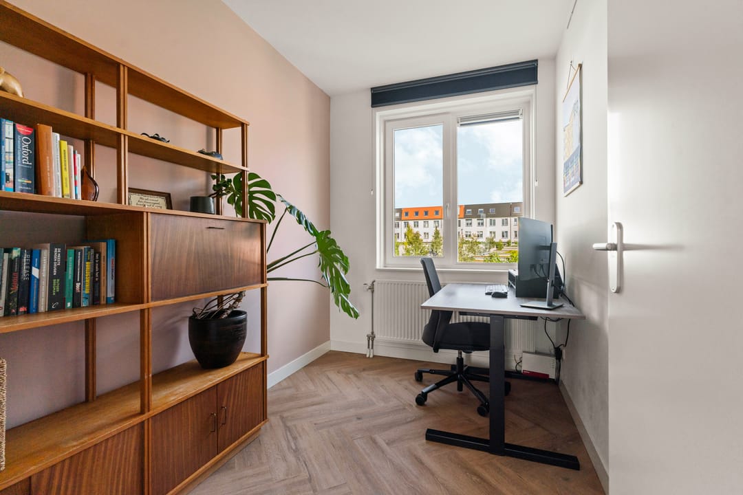 Foto 31 van Weurtseweg 252