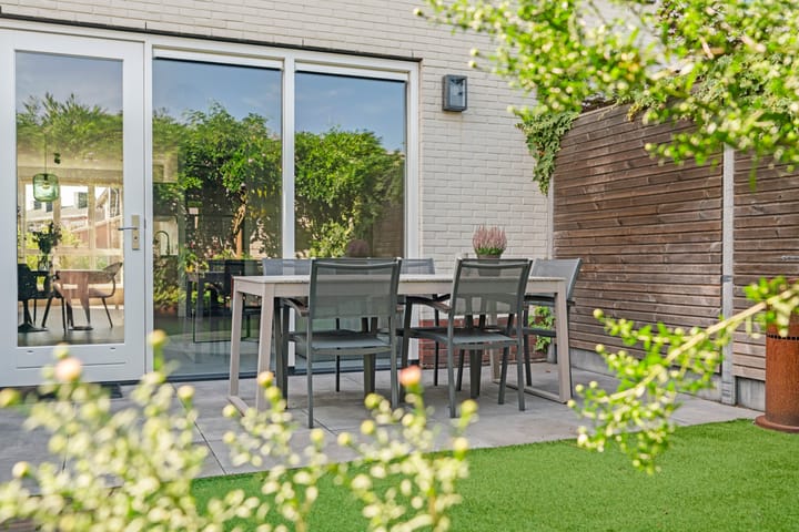 Foto 40 van Weurtseweg 252