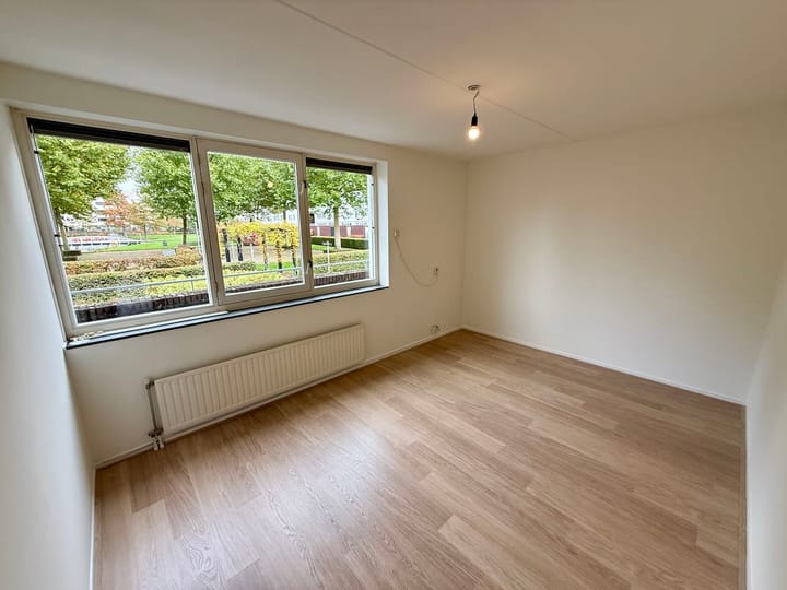 Photo 15 of Laan van Europa 333