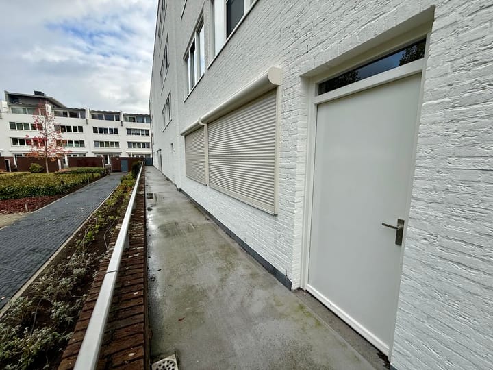 Photo 21 of Laan van Europa 333