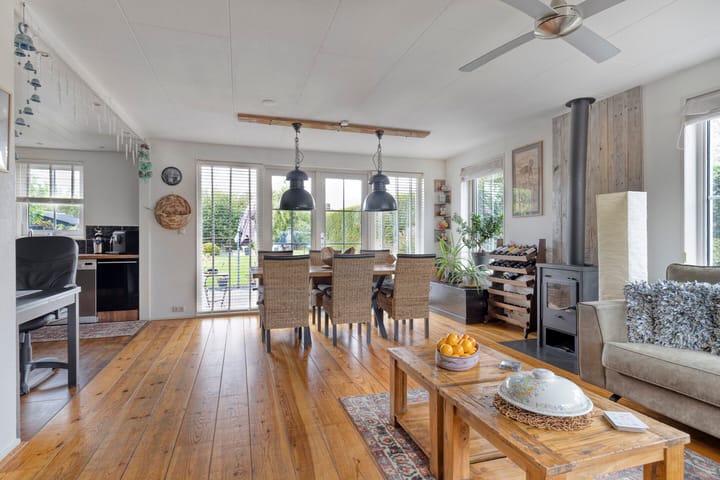 Photo 2 of Het Helmhout 53