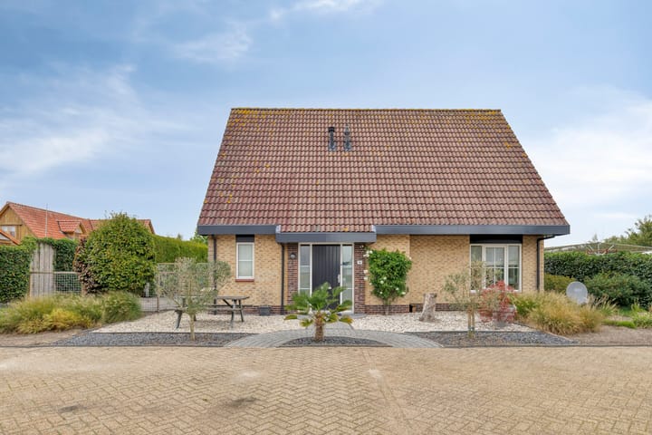 Photo 44 of Het Helmhout 53