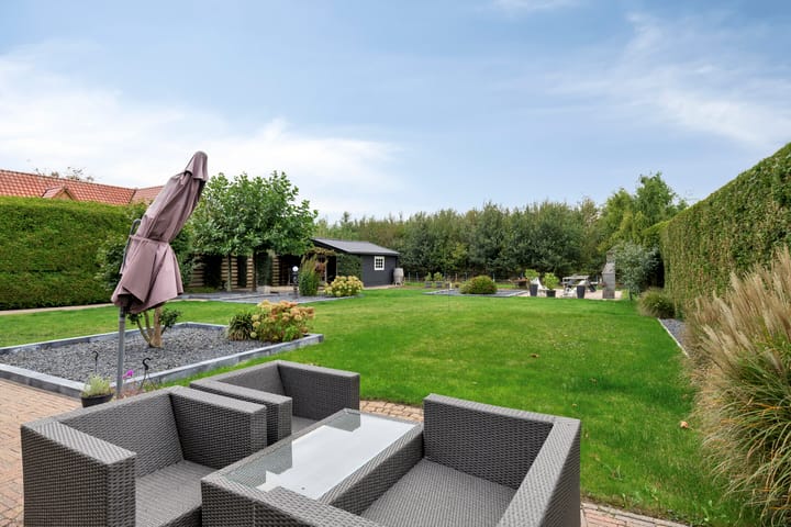 Photo 76 of Het Helmhout 53