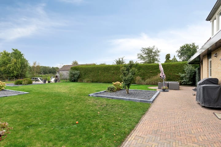 Photo 78 of Het Helmhout 53