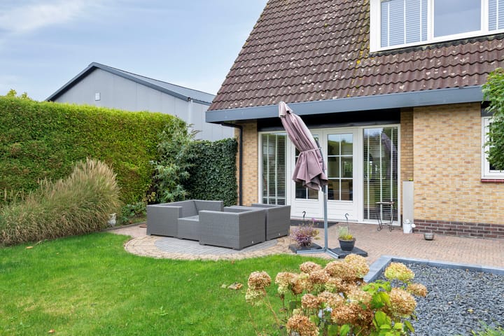 Photo 87 of Het Helmhout 53