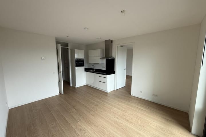 Foto 18 van Haarlemmerweg 932