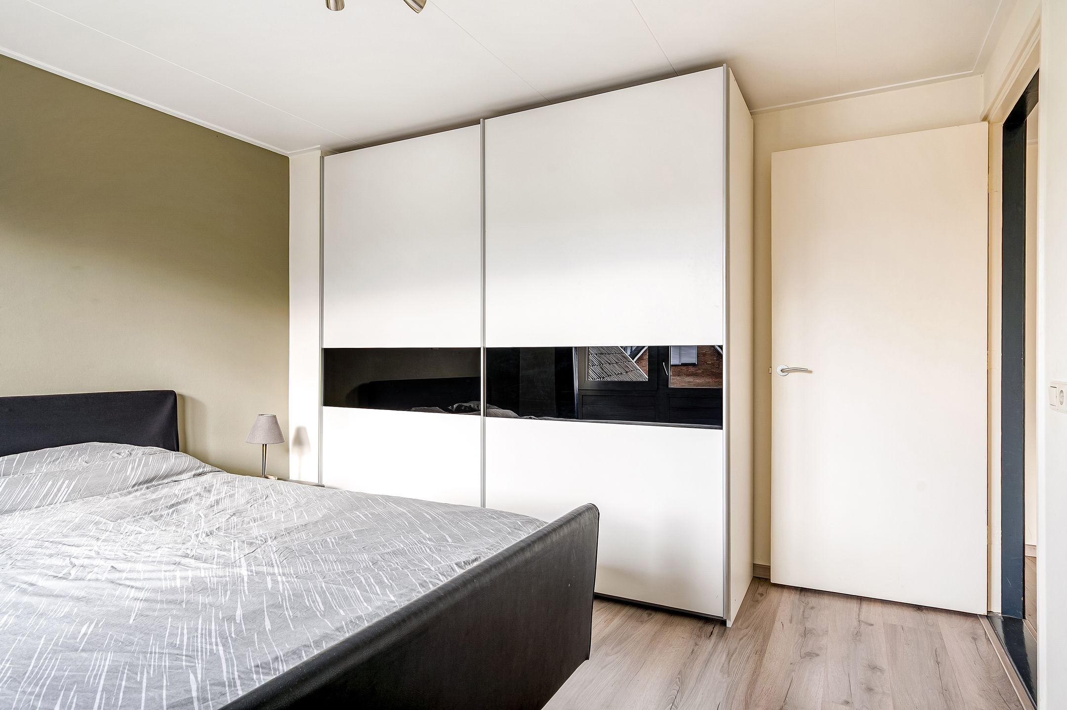 Foto 24 van Haarstraat 42