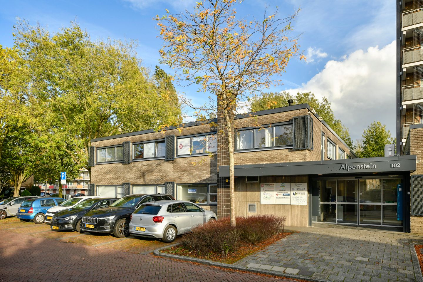 Bekijk foto 2 van Alpen Rondweg 102-A