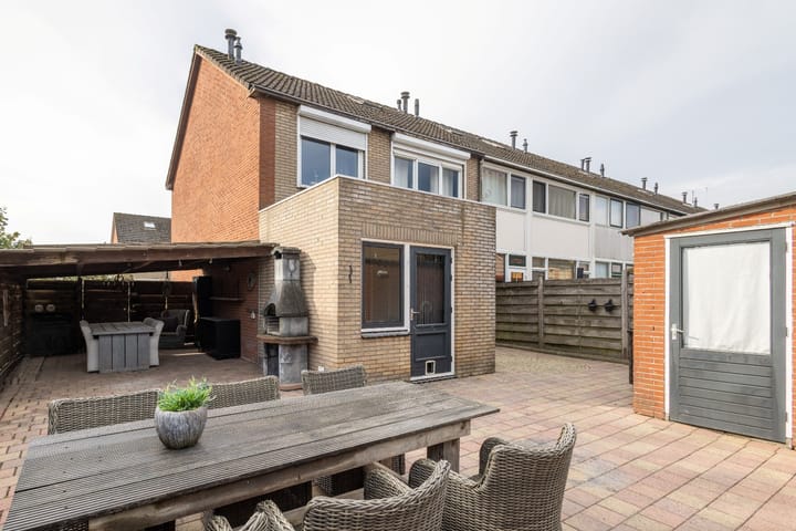 Foto 29 van Prins Clausstraat 2