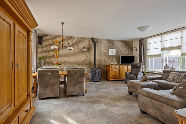 Foto 11 van Boortorenstraat 2