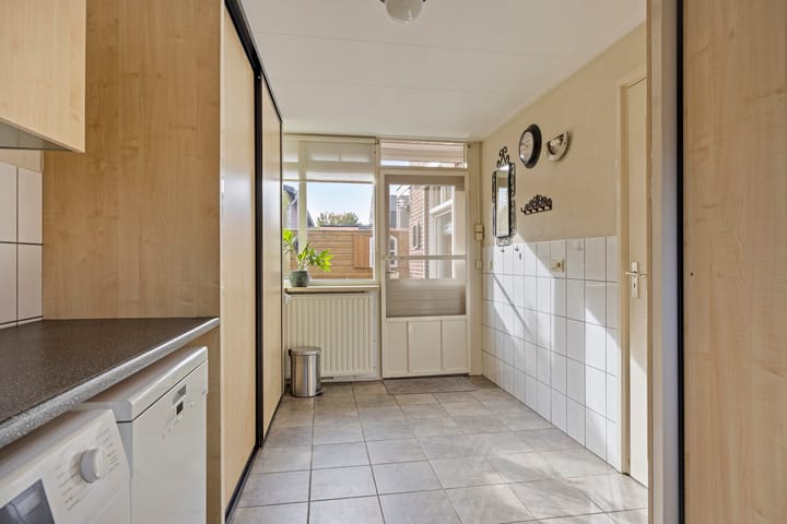 Foto 18 van Boortorenstraat 2