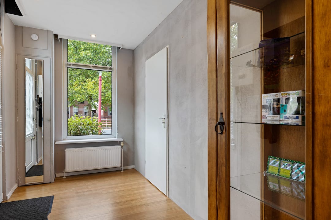 Photo 8 of Sluisstraat 102