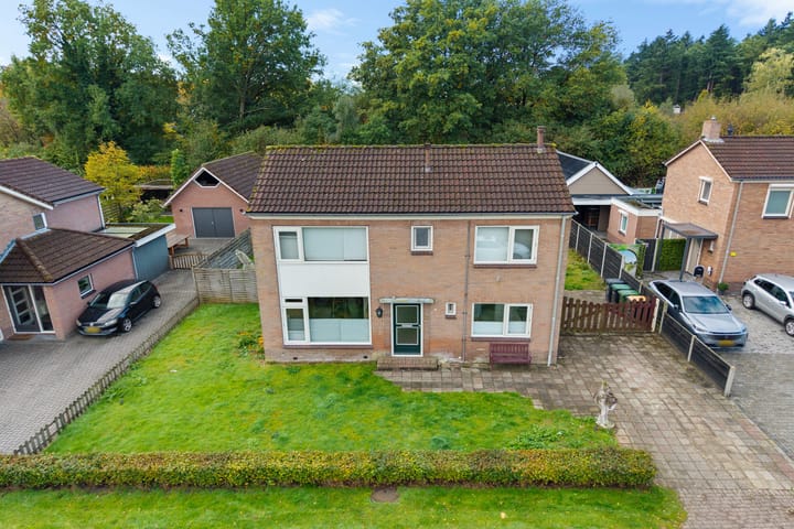 Photo 36 of Prinses Beatrixstraat 12