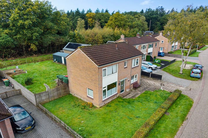 Photo 37 of Prinses Beatrixstraat 12