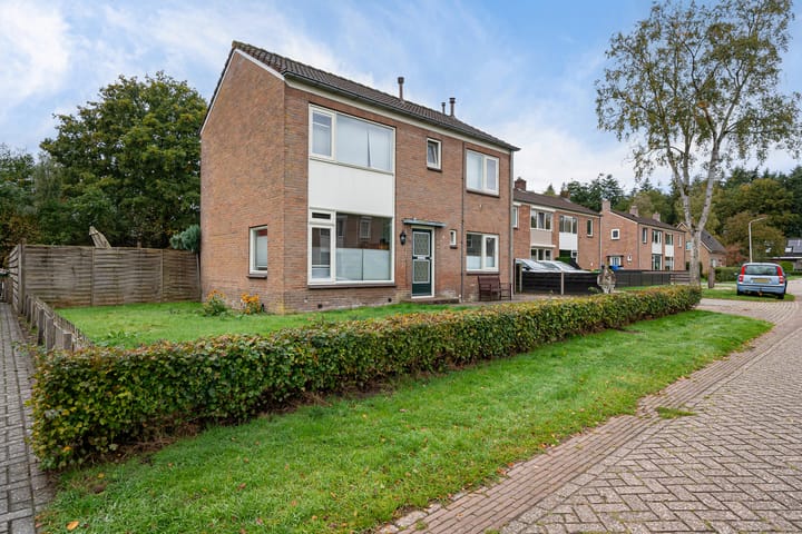 Photo 38 of Prinses Beatrixstraat 12