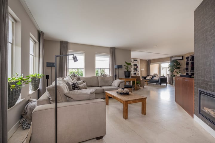 Foto 4 van De Ruijterlaan 20