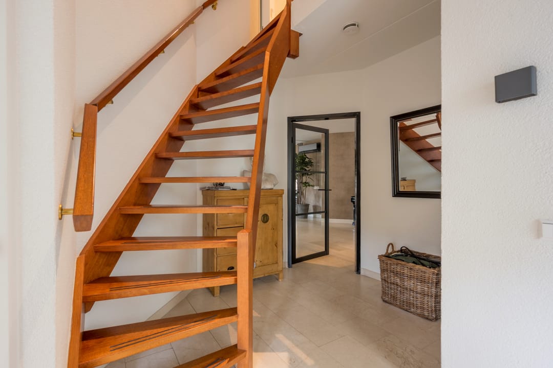 Foto 8 van De Ruijterlaan 20