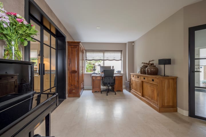 Foto 15 van De Ruijterlaan 20