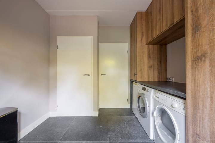 Foto 22 van De Ruijterlaan 20