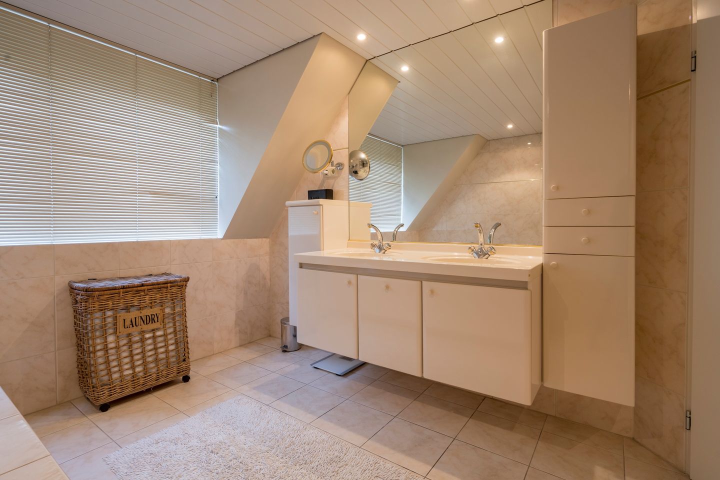 Foto 34 van De Ruijterlaan 20