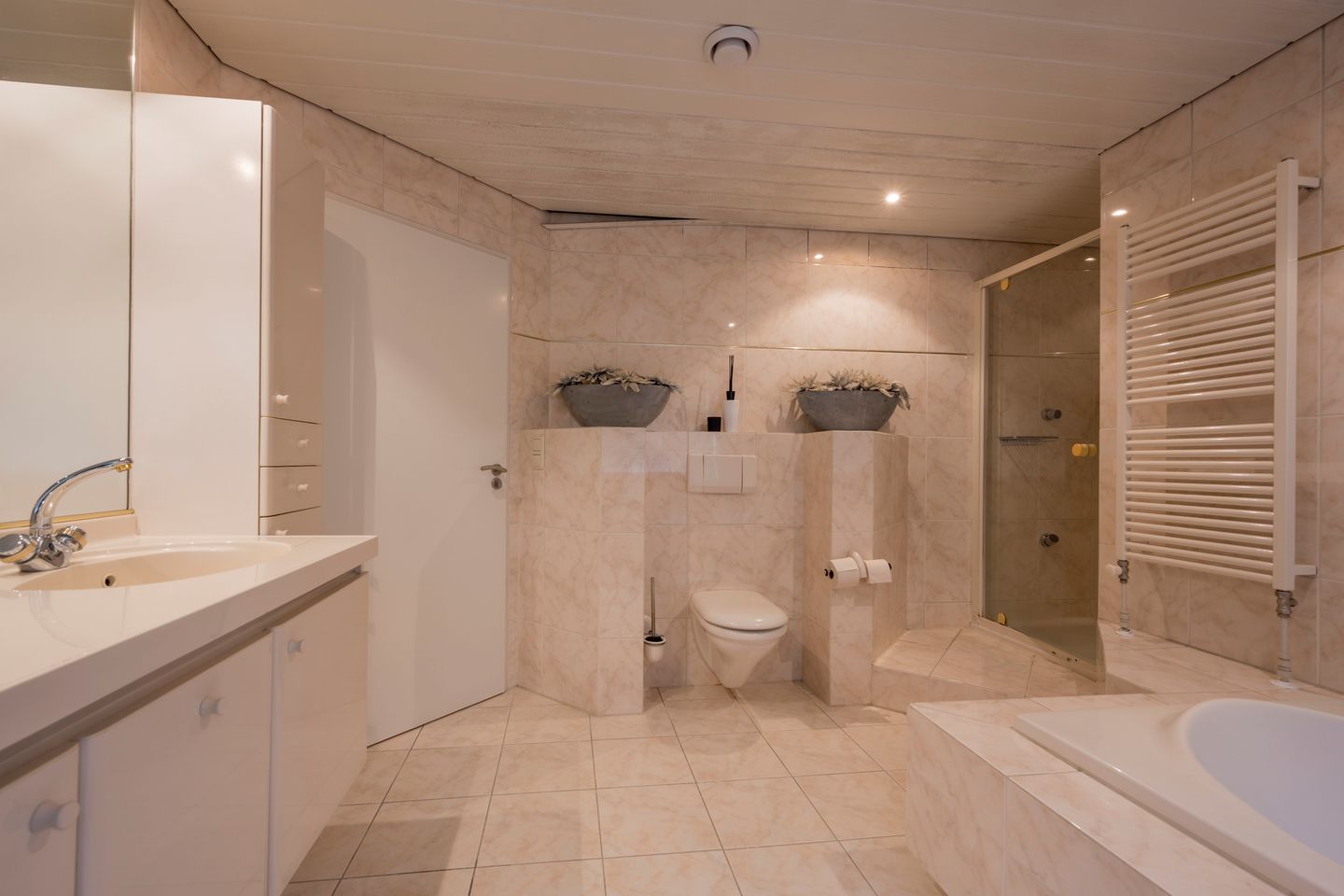 Foto 35 van De Ruijterlaan 20