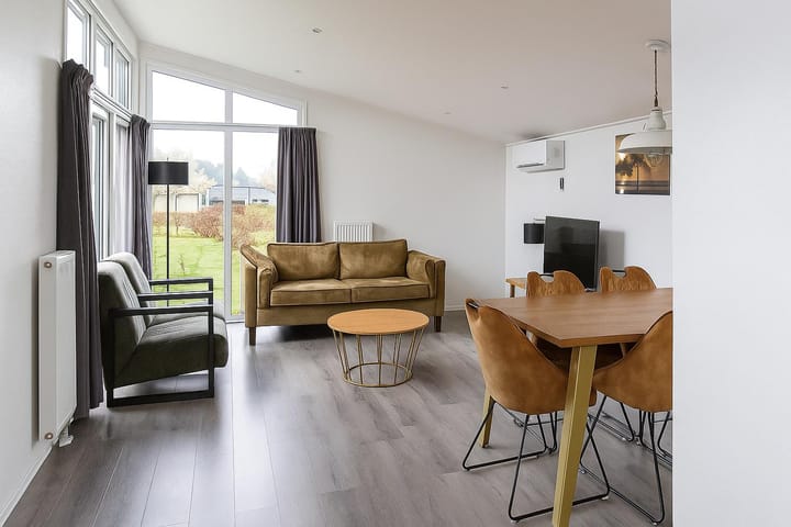 Photo 5 of Valkenburgerweg 128