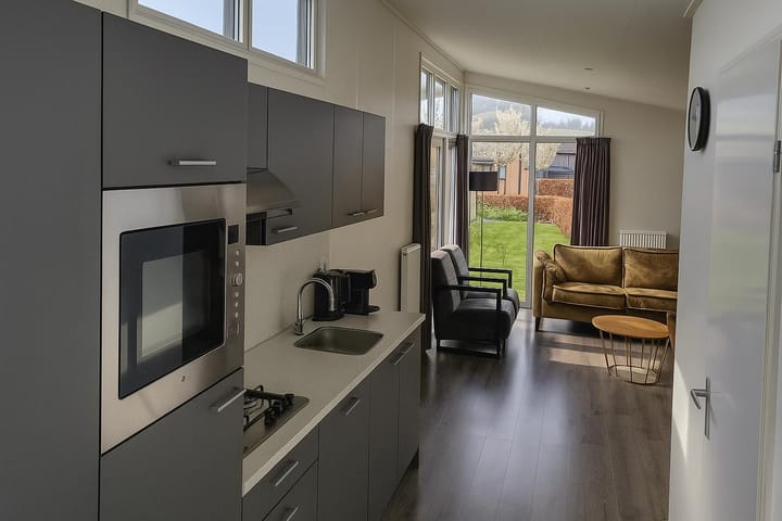 Photo 6 of Valkenburgerweg 128