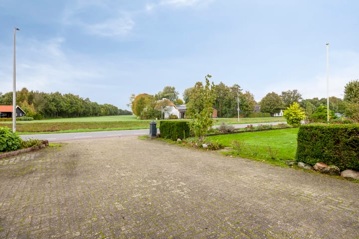 Foto 44 van Ommerkanaal Oost 32