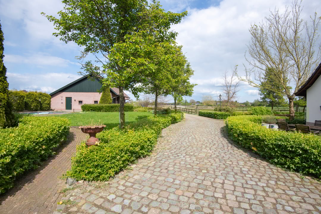 Photo 8 of Achtergaardsestraat 25