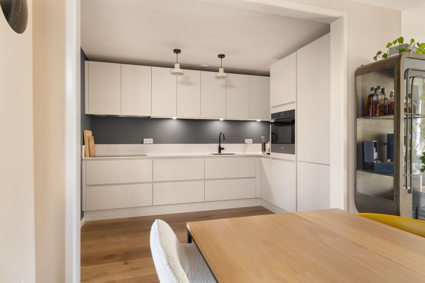 Photo 25 of Kerkstraat 53