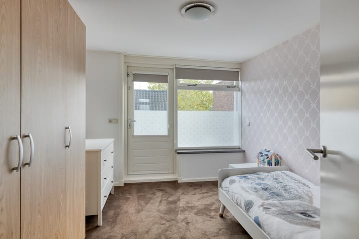 Photo 29 of Middenweg 13