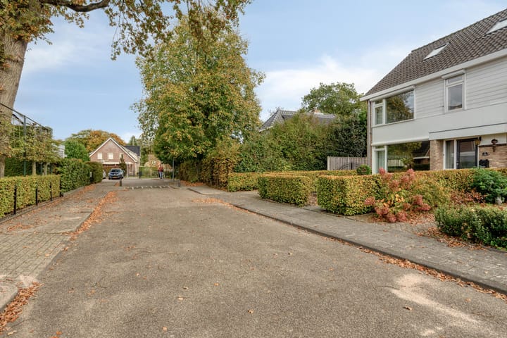 Photo 35 of Middenweg 13