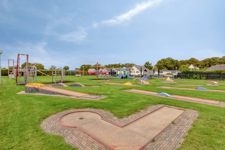 Photo 38 of Middenweg 13